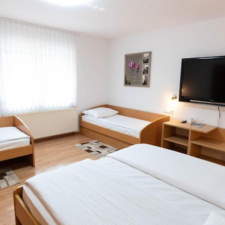 Apartmaji In Sobe Ramar Straza Exterior foto