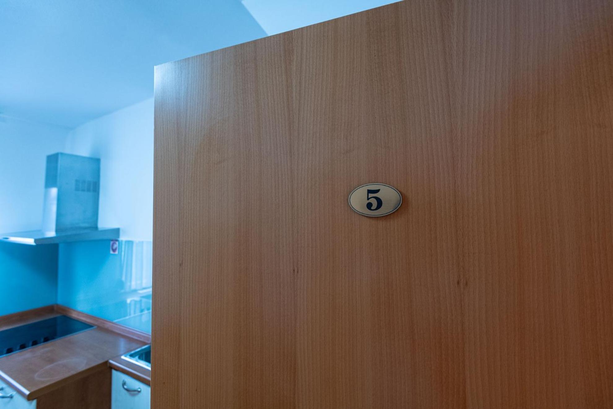 Apartmaji In Sobe Ramar Straza Exterior foto